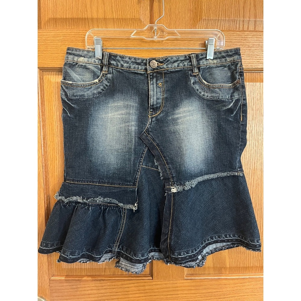 Funky Boho Indie Denim Y2K Skirt Waist 35"  Frayed Patchwork  Unique